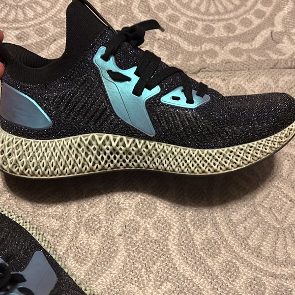 Adidas Ultraboost Size 8.5m - Picture 3 of 7